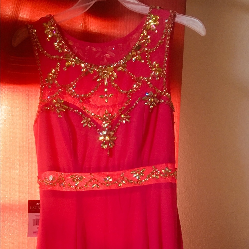 Ralph Lauren gown. Size 6. Brand new